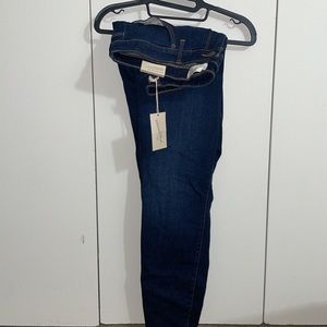 NWT Dark blue denim plus size skinny Jean size 16w